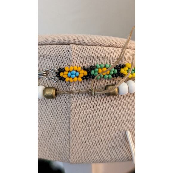 Glass Bead Ceramic Turtle Necklace & 70s Seed Bead Flower Choker - Picture 10 of 14